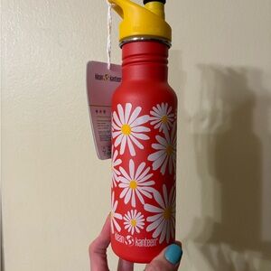 Klean Kanteen 18oz Classic Water Bottle w Sport Cap in Daisy pattern, brand new
